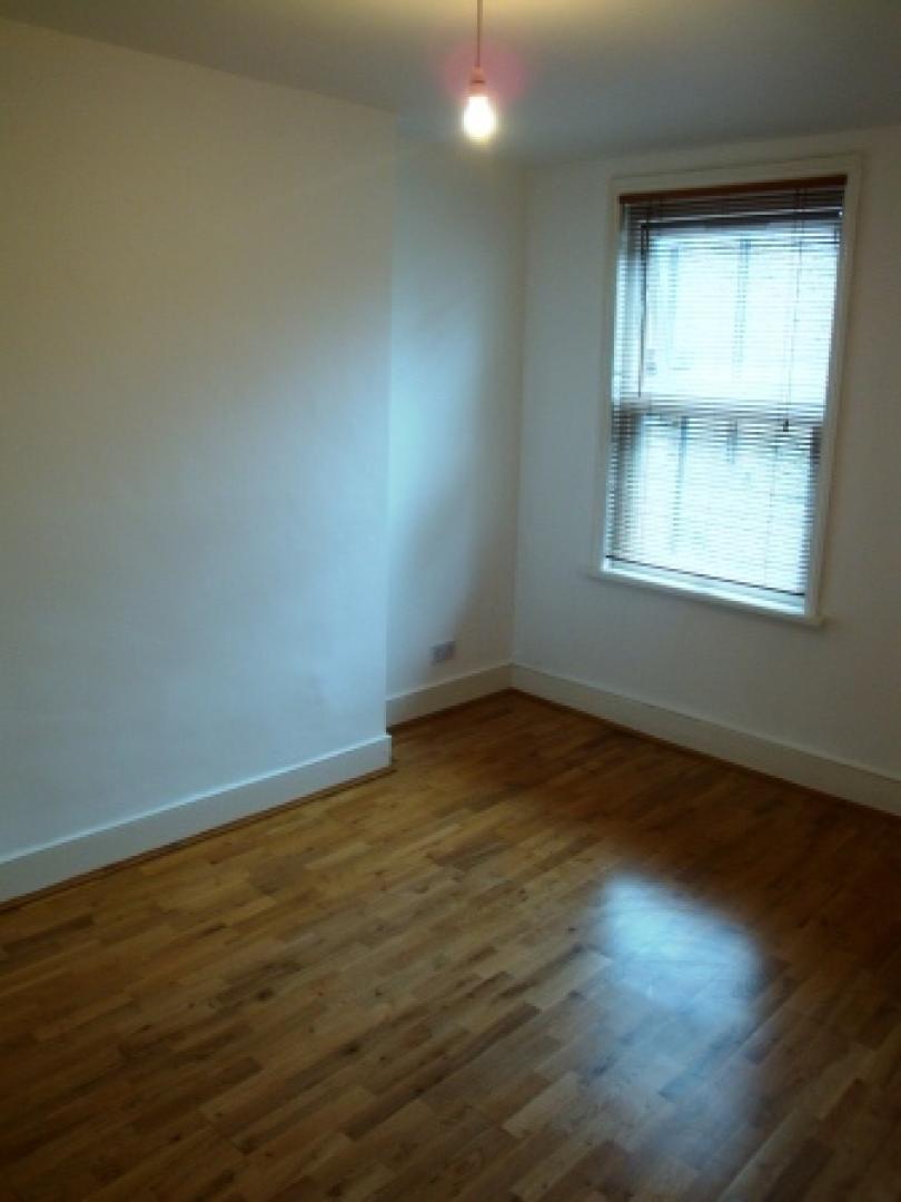 			NEW INSTRUCTION, 1 Bedroom, 1 bath, 1 reception Flat			 Kingsgate Road, WEST HAMPSTEAD